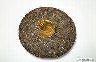 普洱茶入门宝典：生茶熟茶、内飞内票辨别技巧大公开！