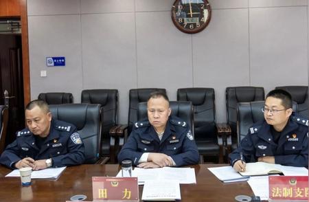 全省交警总动员：召开‘四限’专项行动推进会，筑牢安全防线